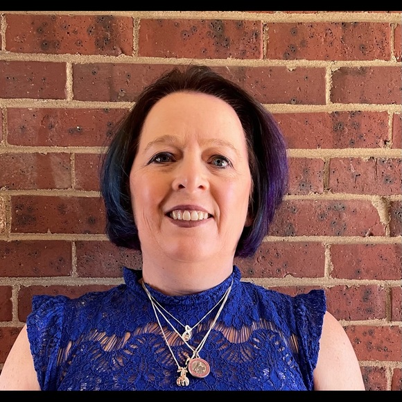 Meet your Posher, Meredith - Picture 1 of 1